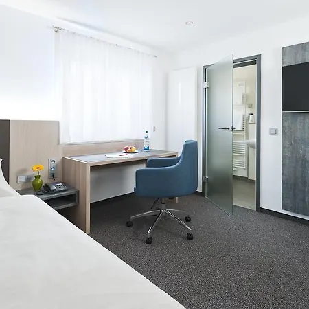 Kaeferstein Garni Hotel 3*