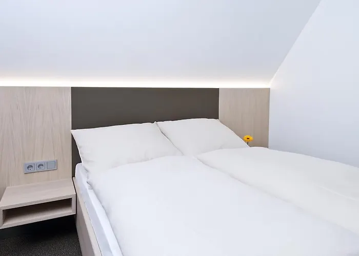 Kaeferstein Garni 3*