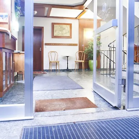 Kaeferstein Garni Hotel Núremberg