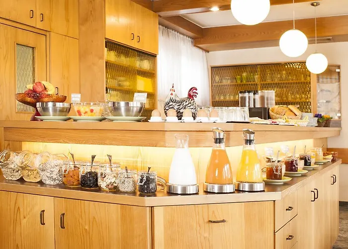 Kaeferstein Garni Hotel