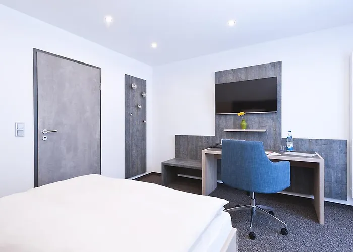 Kaeferstein Garni Hotel 3*